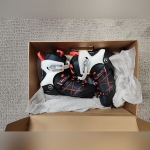 New In Box! Women's K2 Alexis Ice Figure Blade Ice Skates - Size 9.5